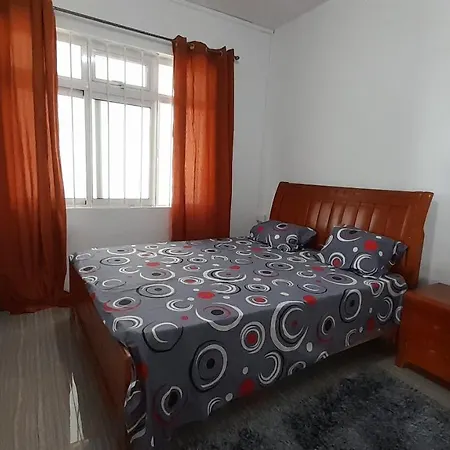 Cozy Appartment Trianon Exterior photo
